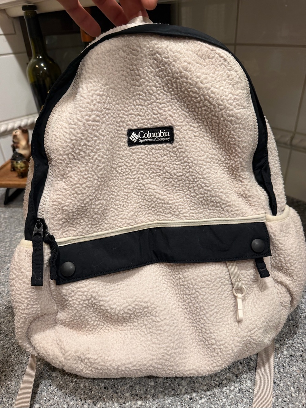 Columbia Helvetia 14L Backpack Womens Unisex Stone Ivory White Sherpa